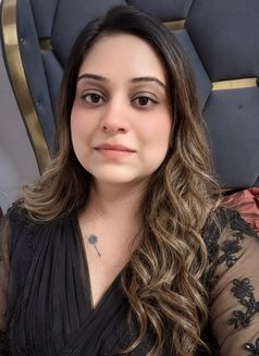 Daisy - escort in Gurgaon Photo 5 of 8