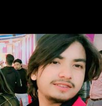Roy - Male escort in New Delhi