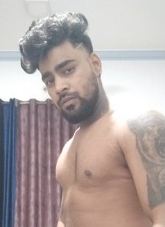 Gunal masseur - Male escort in Bangalore Photo 2 of 5