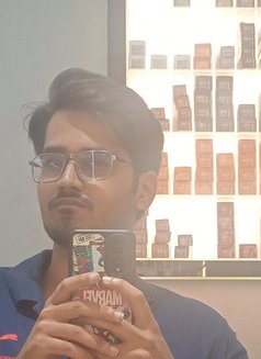Roshan Shah - Male escort in Surat Photo 1 of 1