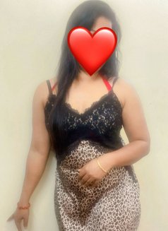 Aarya(only online services) CAM,CHAT,PH - एस्कॉर्ट in Hyderabad Photo 3 of 5