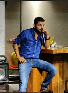 Lovetobelovedin - Male எஸ்கார்ட் in Ahmedabad Photo 1 of 3