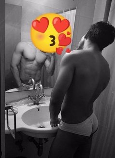 Massage service and Escort - Male எஸ்கார்ட் in Mumbai Photo 2 of 2