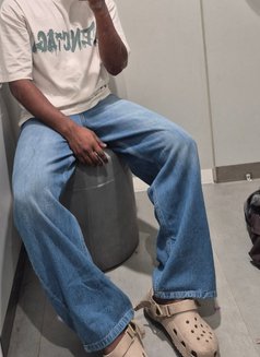 Yash Saha - Male escort in Hyderabad Photo 3 of 3