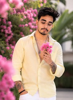 Samarsingh - Male escort in New Delhi Photo 1 of 5