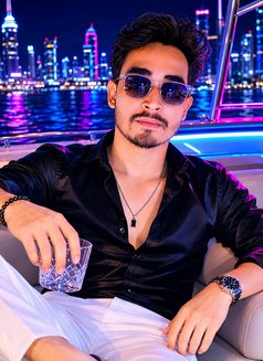 Samarsingh - Male escort in New Delhi Photo 3 of 5