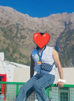 Mohit - Male escort in New Delhi Photo 2 of 3