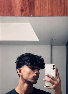 Rishii - Male escort in Navi Mumbai Photo 4 of 6