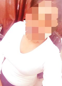 Sakshi - எஸ்கார்ட் in Mumbai Photo 7 of 8