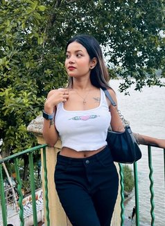 Riya Cam & Meet - escort in Hyderabad Photo 1 of 1