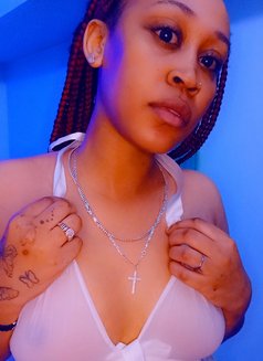 Sandra - எஸ்கார்ட் in Candolim, Goa Photo 3 of 4