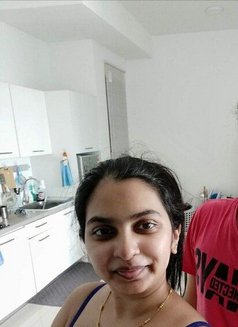 Annu Gupta - এস্কর্ট in New Delhi Photo 1 of 8