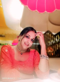 Suhana Gupta - Transsexual এস্কর্ট in Kolkata Photo 3 of 6