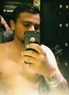 Hitansh P - Male escort in Ahmedabad Photo 2 of 4