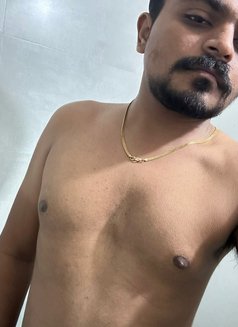 Hitansh P - Male escort in Ahmedabad Photo 3 of 4