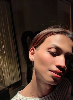 Vampyyy - Transsexual escort in New Delhi Photo 2 of 12