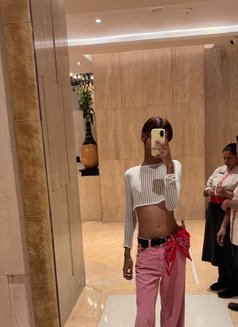 Vampyyy - Transsexual escort in New Delhi Photo 6 of 12
