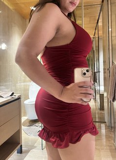 Herleen Kaur - escort in New Delhi Photo 1 of 6