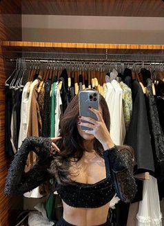 Shivani Singh - எஸ்கார்ட் in New Delhi Photo 2 of 5