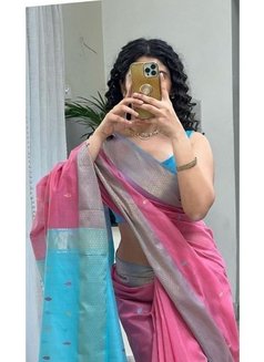 Shivani Singh - எஸ்கார்ட் in New Delhi Photo 3 of 5