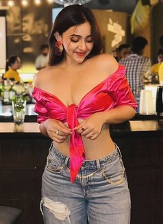 Kavya Best Escort Service - ఎస్కార్ట్ in Pune Photo 1 of 3