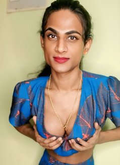 Sherin - Transsexual escort in Bangalore Photo 11 of 12