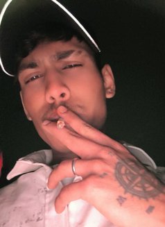 Dhruv Hr - Male escort in New Delhi Photo 1 of 11