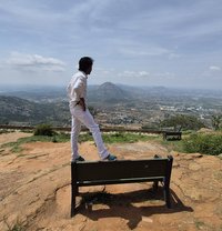Dhruv Hr - Male escort in New Delhi