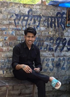 Dhruv Hr - Male escort in New Delhi Photo 10 of 11