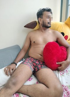 P. A Topper - Male escort in New Delhi Photo 1 of 6