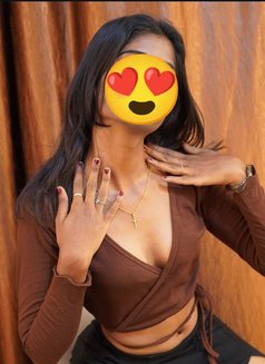model & College girls available outcall - ఎస్కార్ట్ in Bangalore Photo 3 of 7