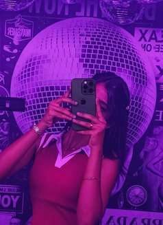 model & College girls available outcall - ఎస్కార్ట్ in Bangalore Photo 7 of 7