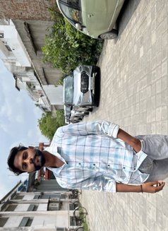 Yunus - Male এস্কর্ট in New Delhi Photo 1 of 2
