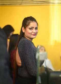 Sonia Independent girl - escort in New Delhi Photo 4 of 8