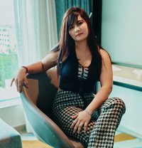 Robina - एस्कॉर्ट in Bangalore