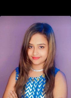 Only Cash Pay Hotel Home Services - এস্কর্ট in Mumbai Photo 2 of 5