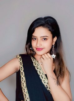 Only Cash Pay Hotel Home Services - এস্কর্ট in Mumbai Photo 3 of 5