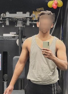 Independent Doc - Male escort in New Delhi Photo 3 of 4