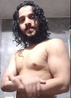 THEDISCREETGENTX(ELITE INDEPENDENT) - Male companion in New Delhi Photo 8 of 21