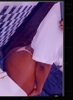 Cherry - escort in Udaipur Photo 2 of 4