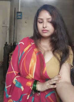 Simaranikumari - escort in Bangalore Photo 7 of 7