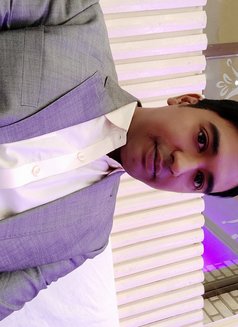 Rahul 2 - Male एस्कॉर्ट in Kolkata Photo 3 of 3