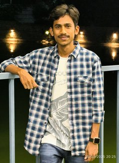 Sanket - Male escort in Pune Photo 1 of 1