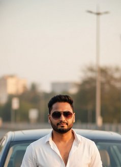 Genuine Service Boy Sunny - Male एस्कॉर्ट in Pune Photo 2 of 4