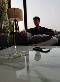 Kuro Ank - Male எஸ்கார்ட் in New Delhi Photo 6 of 7