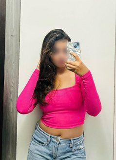 Nandini - एस्कॉर्ट in Bangalore Photo 2 of 2