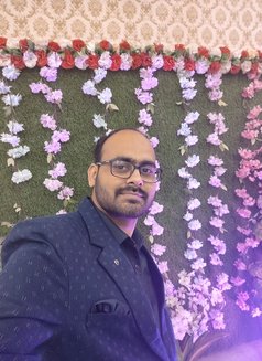 Akash - Male एस्कॉर्ट in Lucknow Photo 1 of 1