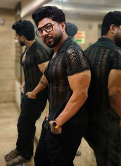 Raone - Male escort in Kolkata Photo 9 of 9