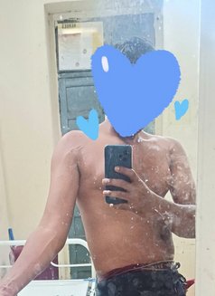 Sunnystokes - Male escort in Mumbai Photo 1 of 3