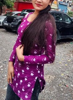 Hot Simran - escort in Hyderabad Photo 2 of 6